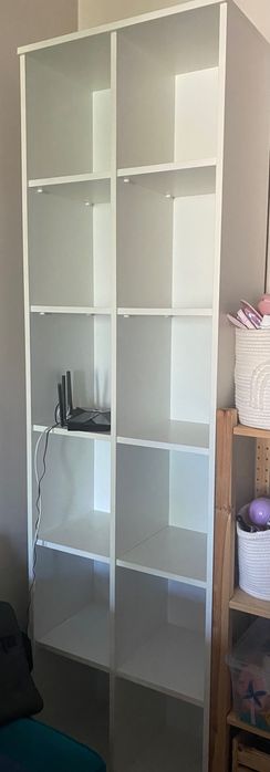 Corpuri de bibliotecă din lemn