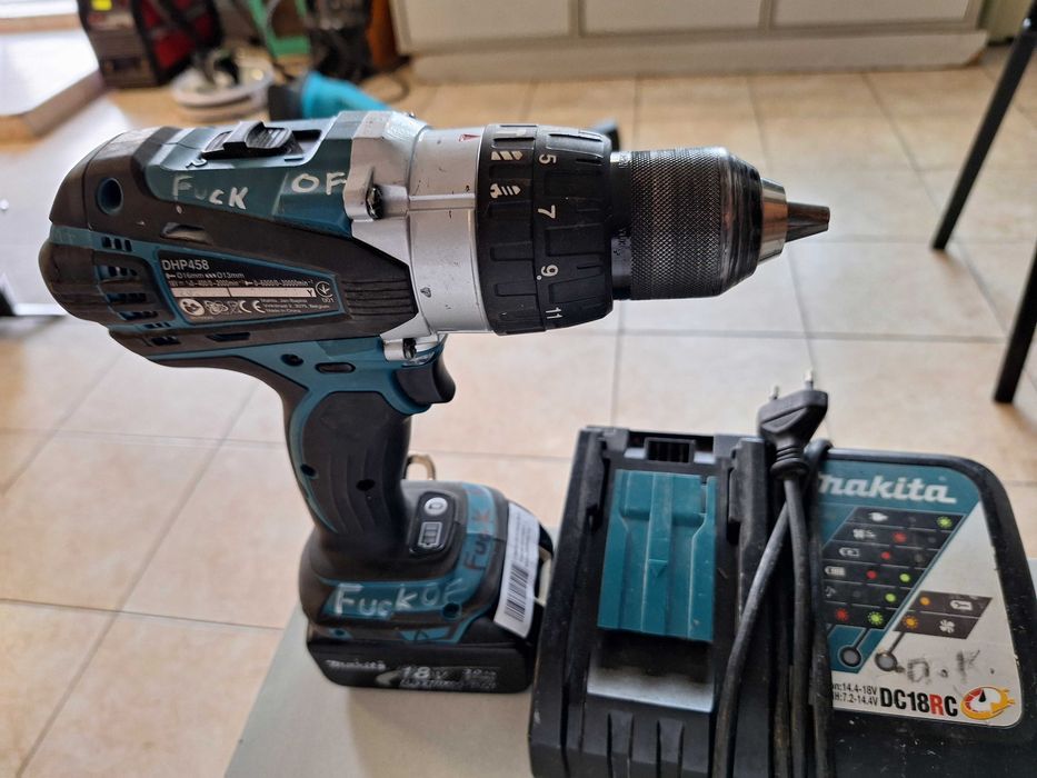 Удaрен винтоверт Makita DHP456
