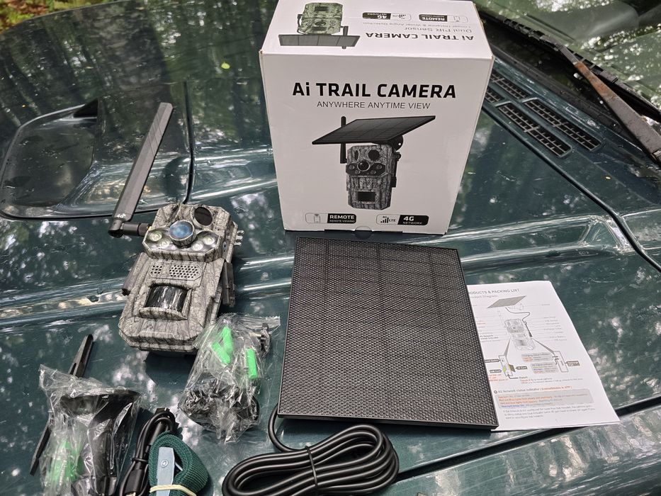 Camera vanatoare/stupi/cabana 4g live cu panou solar