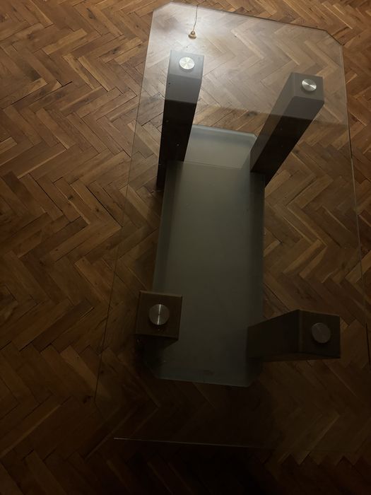 НАМАЛЕНА Стъклена холна маса