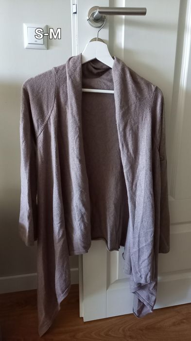 Блузи Zara,Massimo duti и H&M за ски,шапки