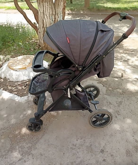 Продам летнию детскую коляску .