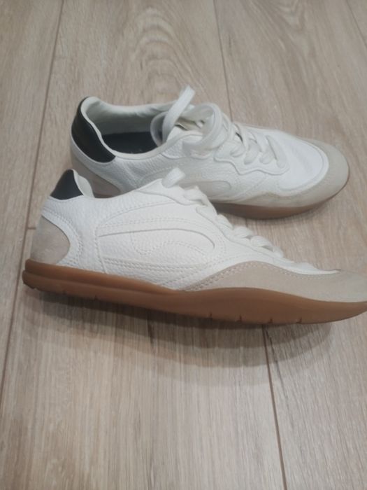 Продам крассовки