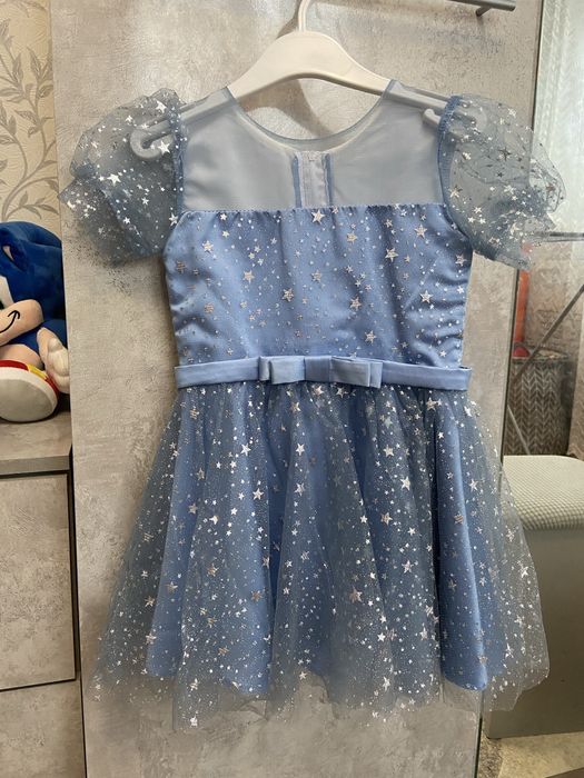 Продам платья нарядное