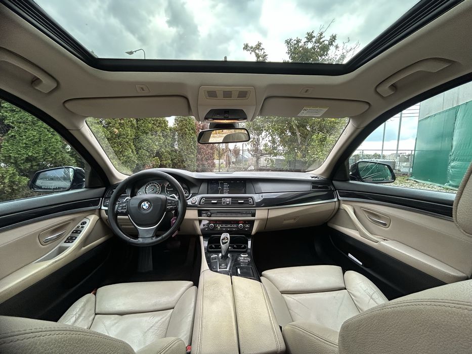 Cititi Descrierea !! BMW F10 Seria 5 - 2011 / Trapa / Dist / 4 Butoane