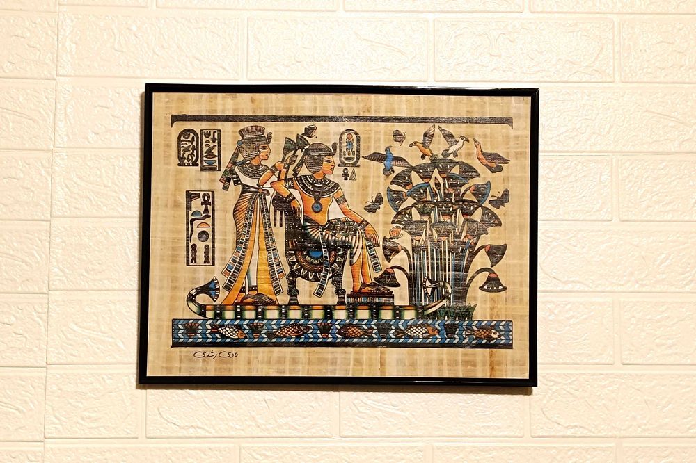 Papirus egiptean autentic — Tutankhamon și Regina Ankhesenamun - papirus înrămat