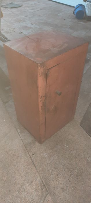 Сейф металлический времён СССР