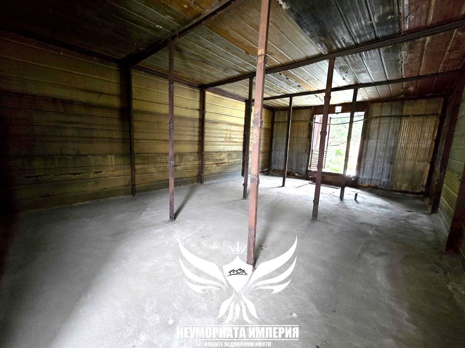 Под наем помещение 40кв с навес за склад или производсто гр.Асеновград