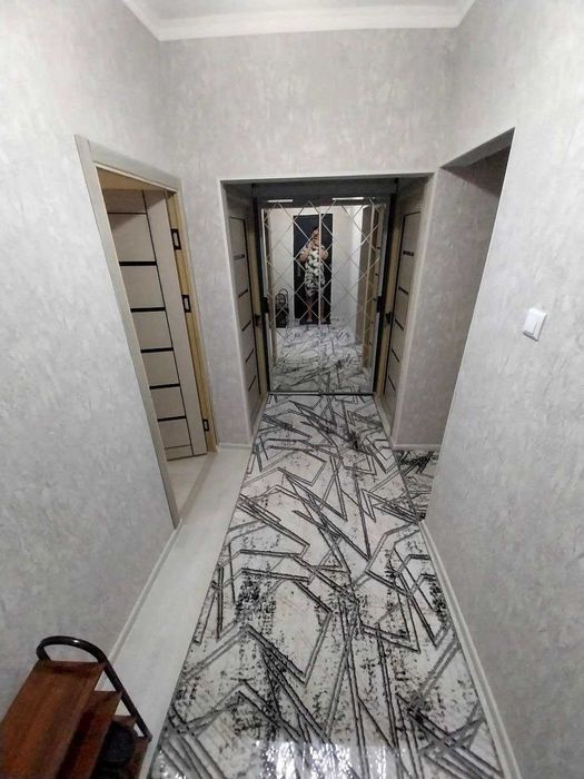 3 хона 4 хона килинган квартира сотилади