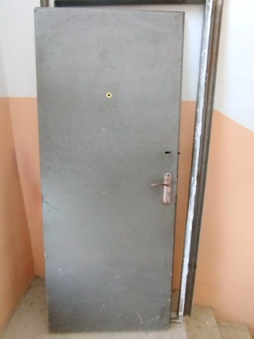 Темир капы сатылады