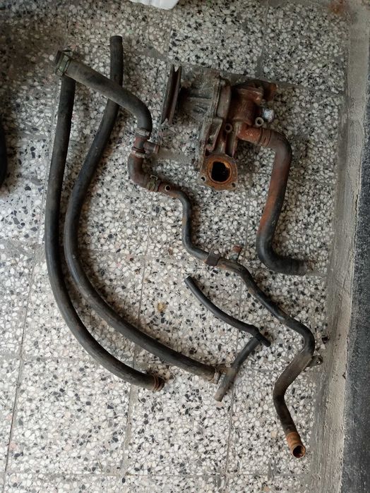 Продава се Пасат б3 комби на части. Колата е 1.8 RP 90