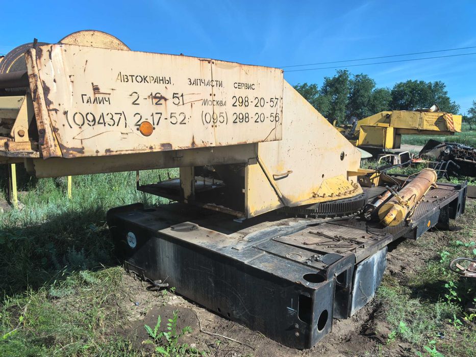 Продам автокран на разбор