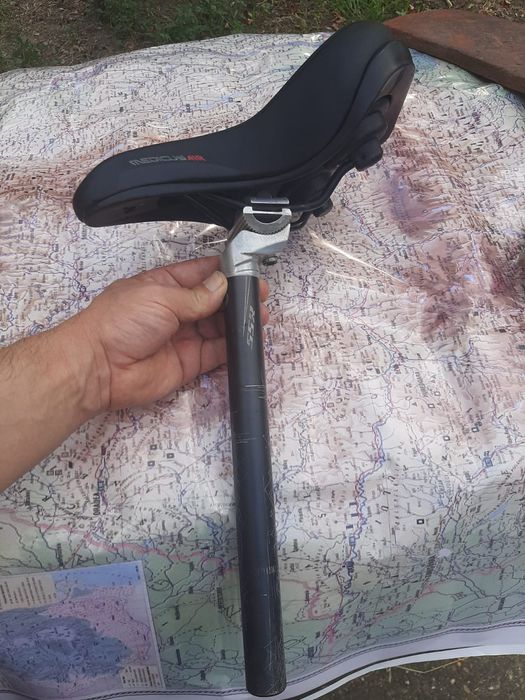 Șa de bicicleta cu tijă de aluminiu