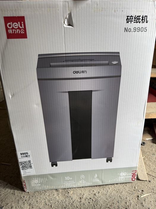 Уничтожитель бумаги 9905 deli ( shredder ) orginal