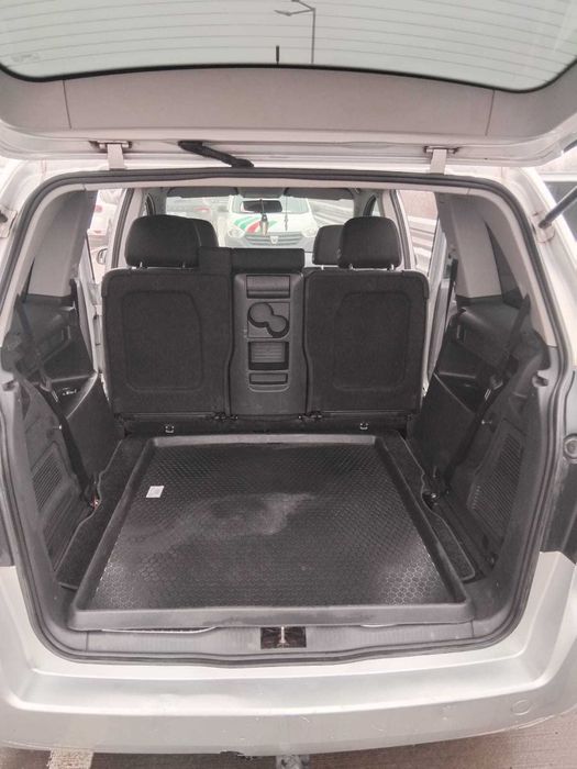 Vand Opel Zafira 1.9cdti-2008,7 locuri, km reali