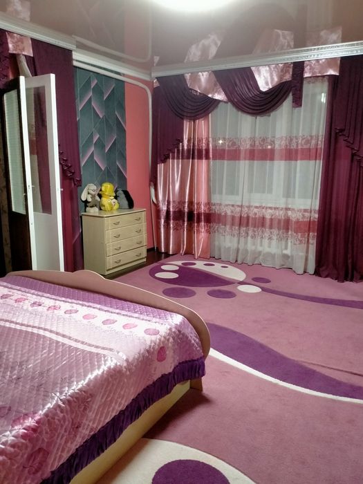 Продаётся дом, двух этажный района Хутор.