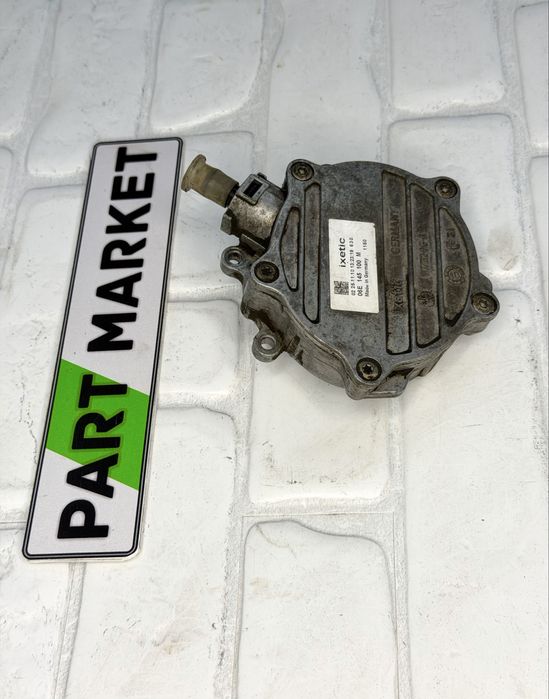Вакуум помпа AUDI 3.0TFSI 06E145100M