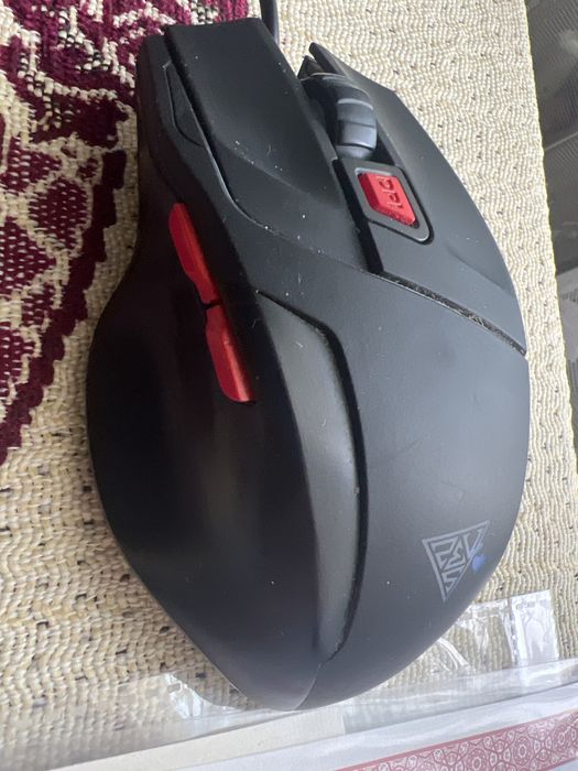 Продаю игровую мышь из серии Poseidon M2