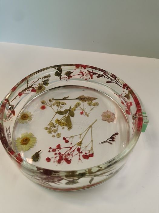 Купа за плодове с дръжка