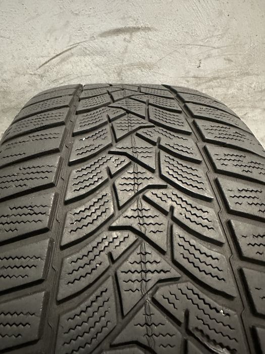 Гума 225/50/17 DUNLOP Winter Sport