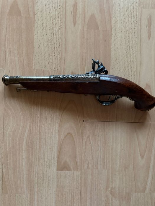 Pistol Francez Panoplie - replica decorativă
