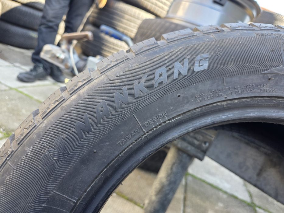 2бр Нови зимни гуми 225 60 17 - Nankang