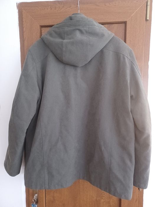 Vând haina de iarna nouă