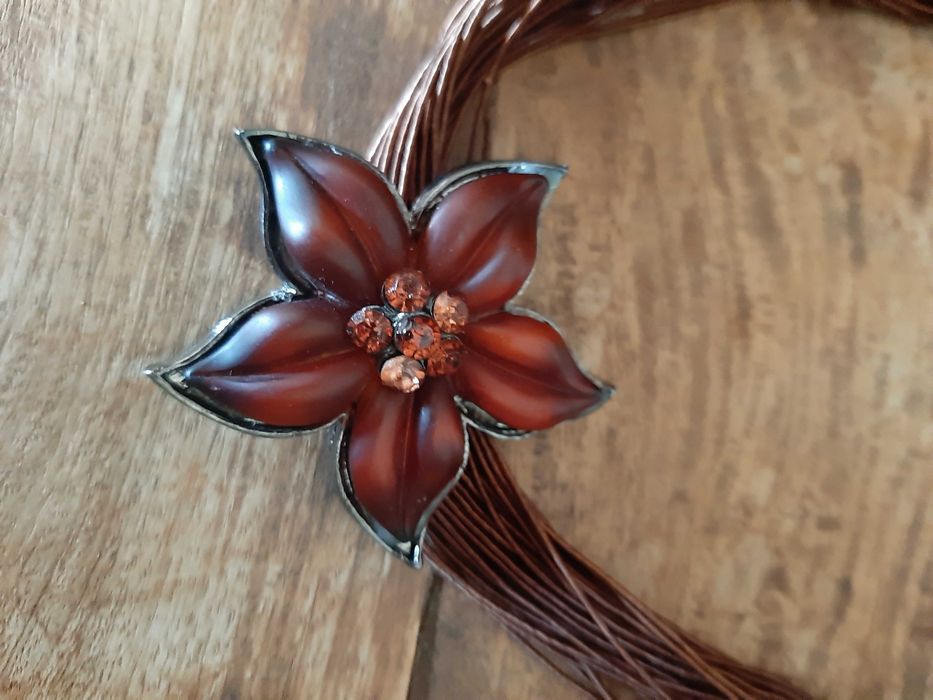 Красиво Колие Качествена бижутерия + БОНУС Гривна! НОВИ!