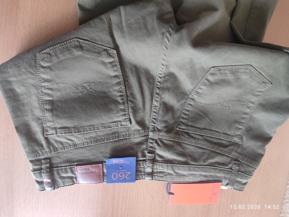 Новые джинсы Trussardi