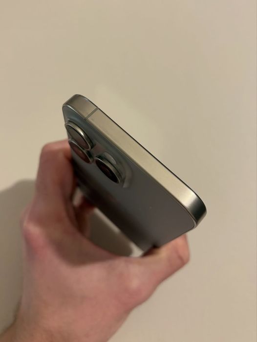 iPhone 15 Pro Max Natural