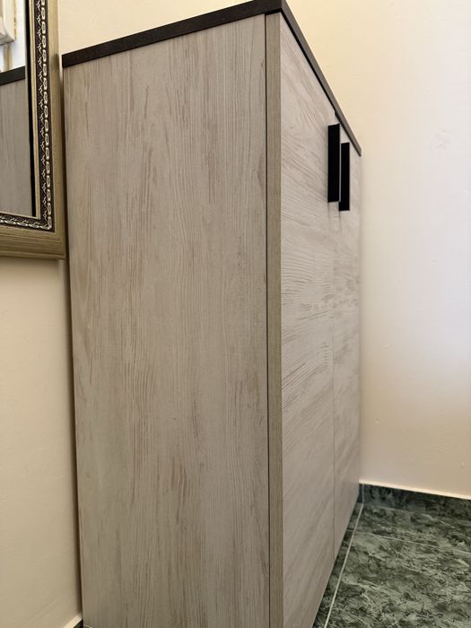 Шкаф за обувки....