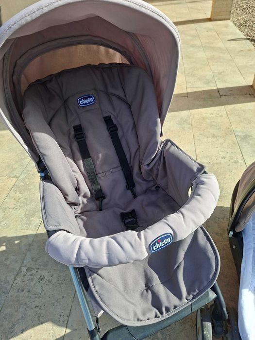 Carucior 3 in 1  chicco