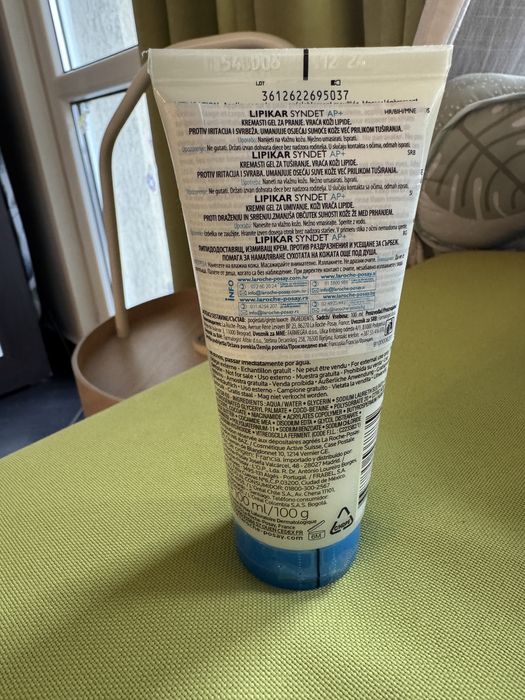La Roche-Posay Lipikar Липидовъзстановяващ измиващ крем AP+ Syndet, 100ml