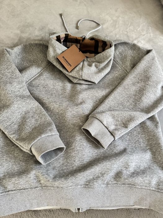 Горница Burberry