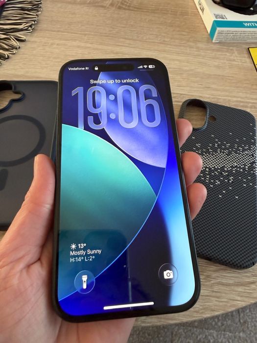 Iphone 16, 256 Gb + Apple Watch Seria 10