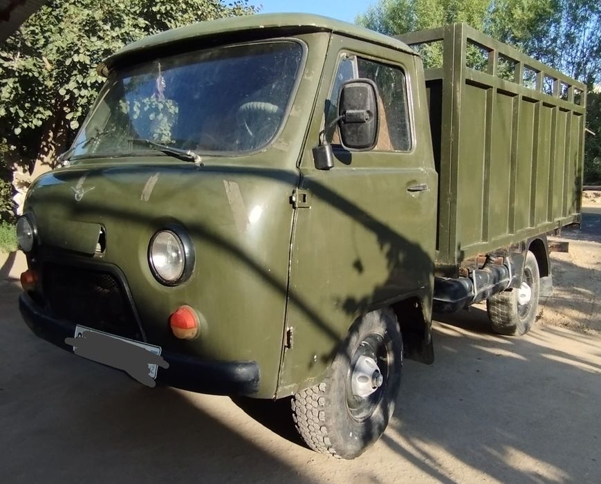 Uaz 3303 sotiladi