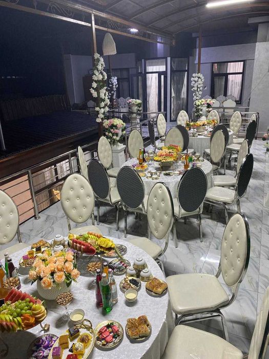 Хар хил турдаги Стол стуллар.