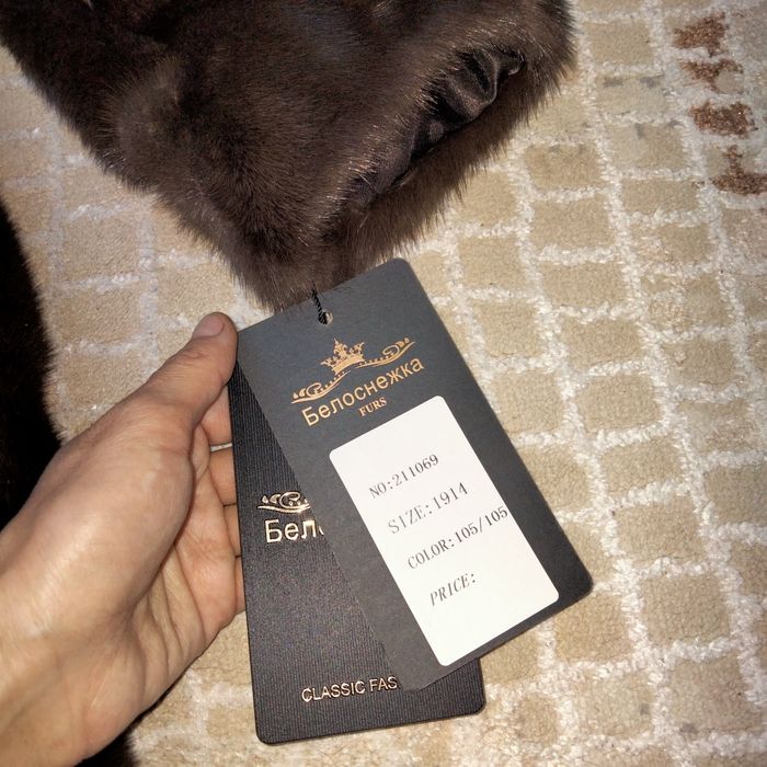 шуба норковая, 200 000