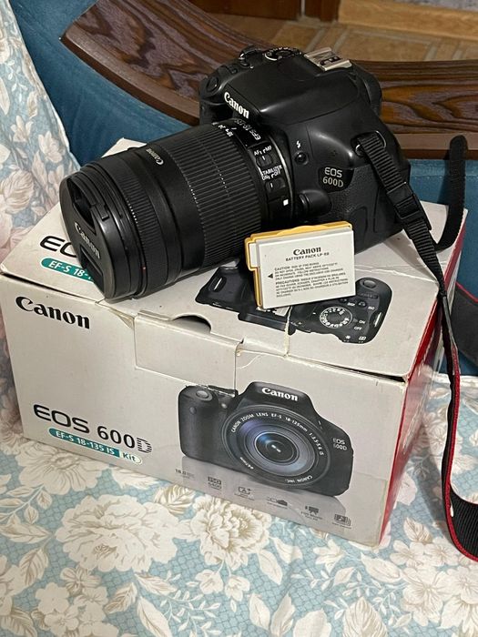 Canon EOS 600D 18-135mm kit
