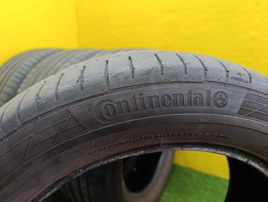 Шины 255 50 R19 Continental комплект