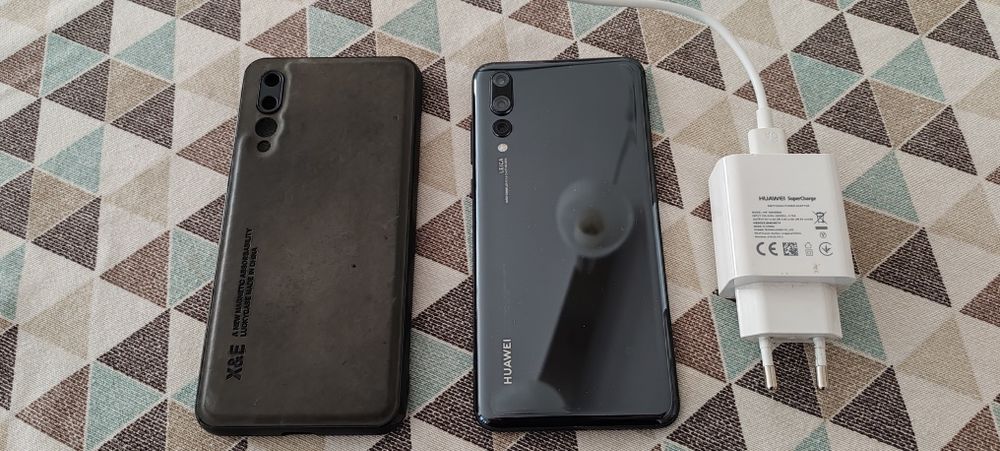 Pachet Huawei P20 Pro
