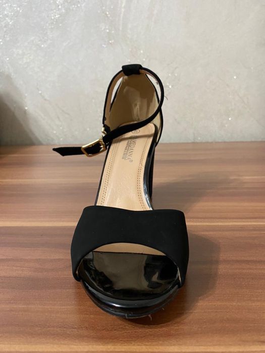 Туфли на каблуке