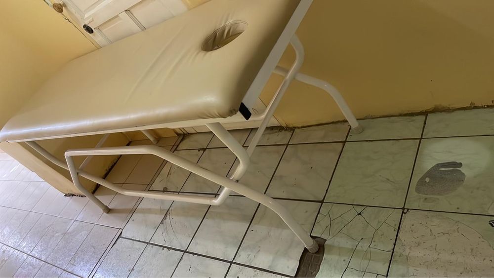 Кушетка для салонов красоты