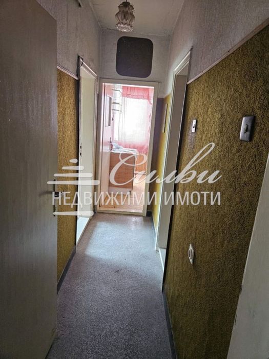 Продава се Двустаен апартамент в Шумен, 5-ти полк - 55 кв.м за 594 €/кв.м - Снимка #6