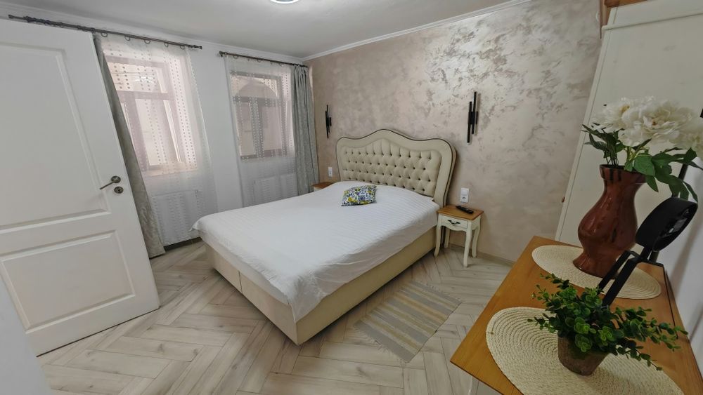 Proprietar închiriez aprtament 2 camere