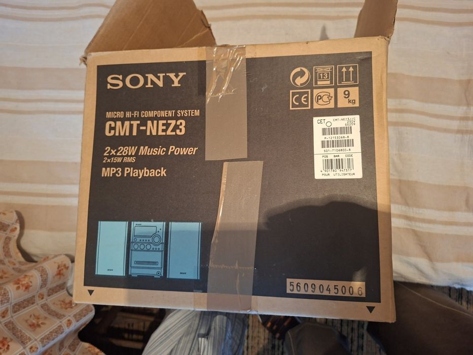 Стерео система SONY с MP3, тунер и касетофон , компакт диск