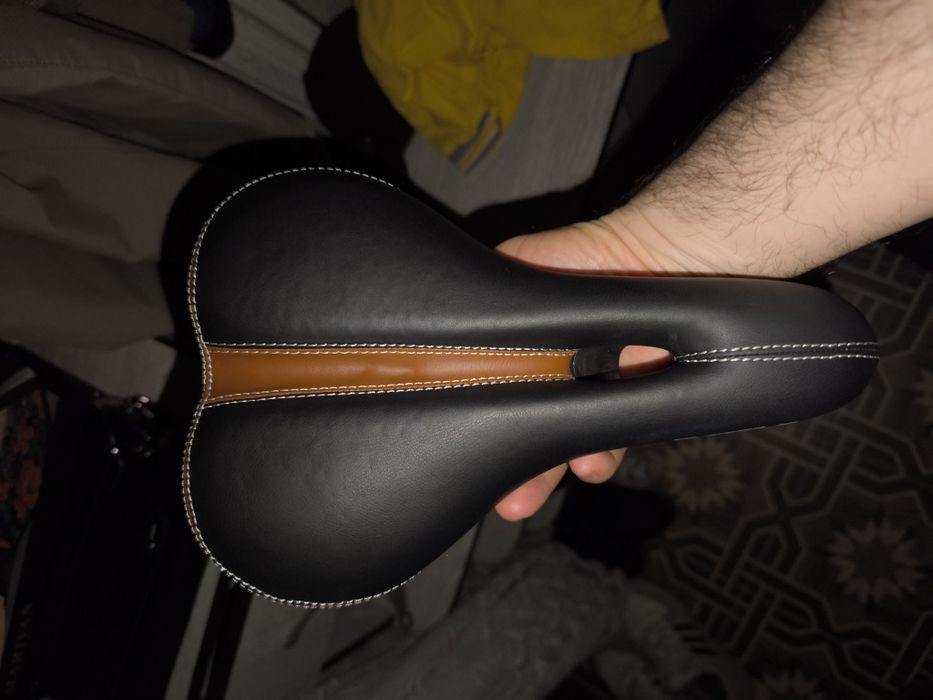 Продам велоседло новое в идеальном состоянии