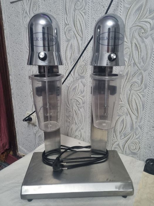 Milk shake apparati