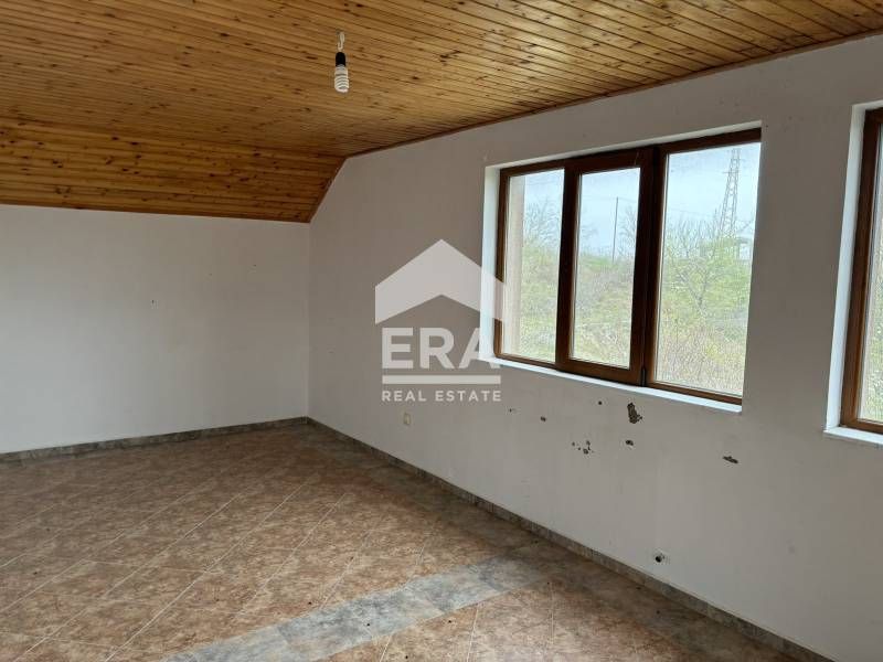 Продава се Къща в с. Шкорпиловци, Област Варна - 128 кв.м за 1296 €/кв.м - Снимка #3