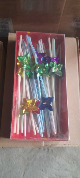 Сламки и Коктейли Украси